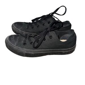 Converse Chuck Taylor All Star Low Top Sneakers Black Women US 6 EUR 36.5 M5039